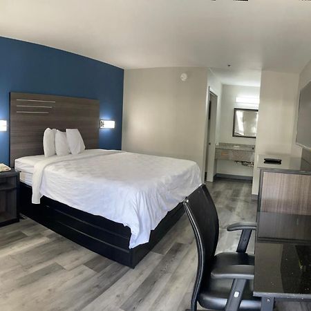 Griffin Inn & Suites Eksteriør billede